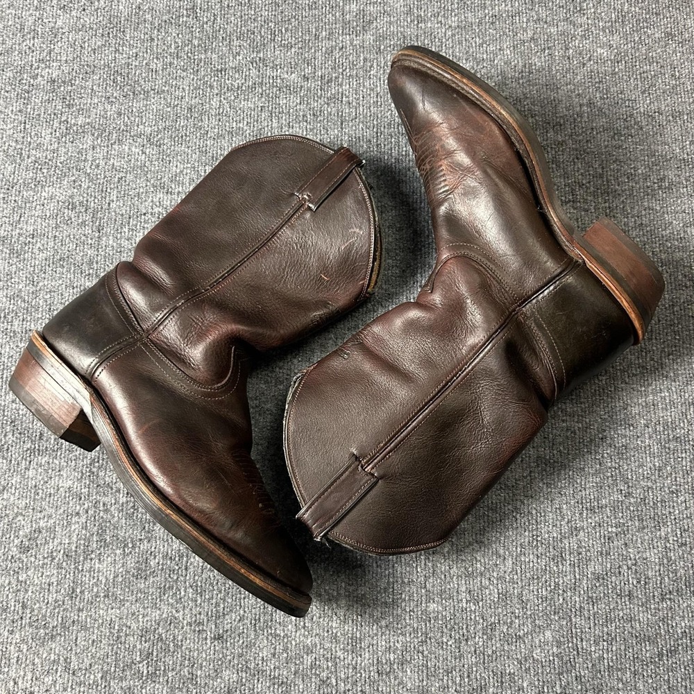 Chippewa Boots Mens Size 11 EE Brown Leather Western Toe Pull On Vibram 20012
